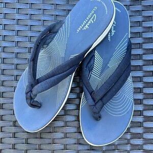 Clarks Navy Flip Flops